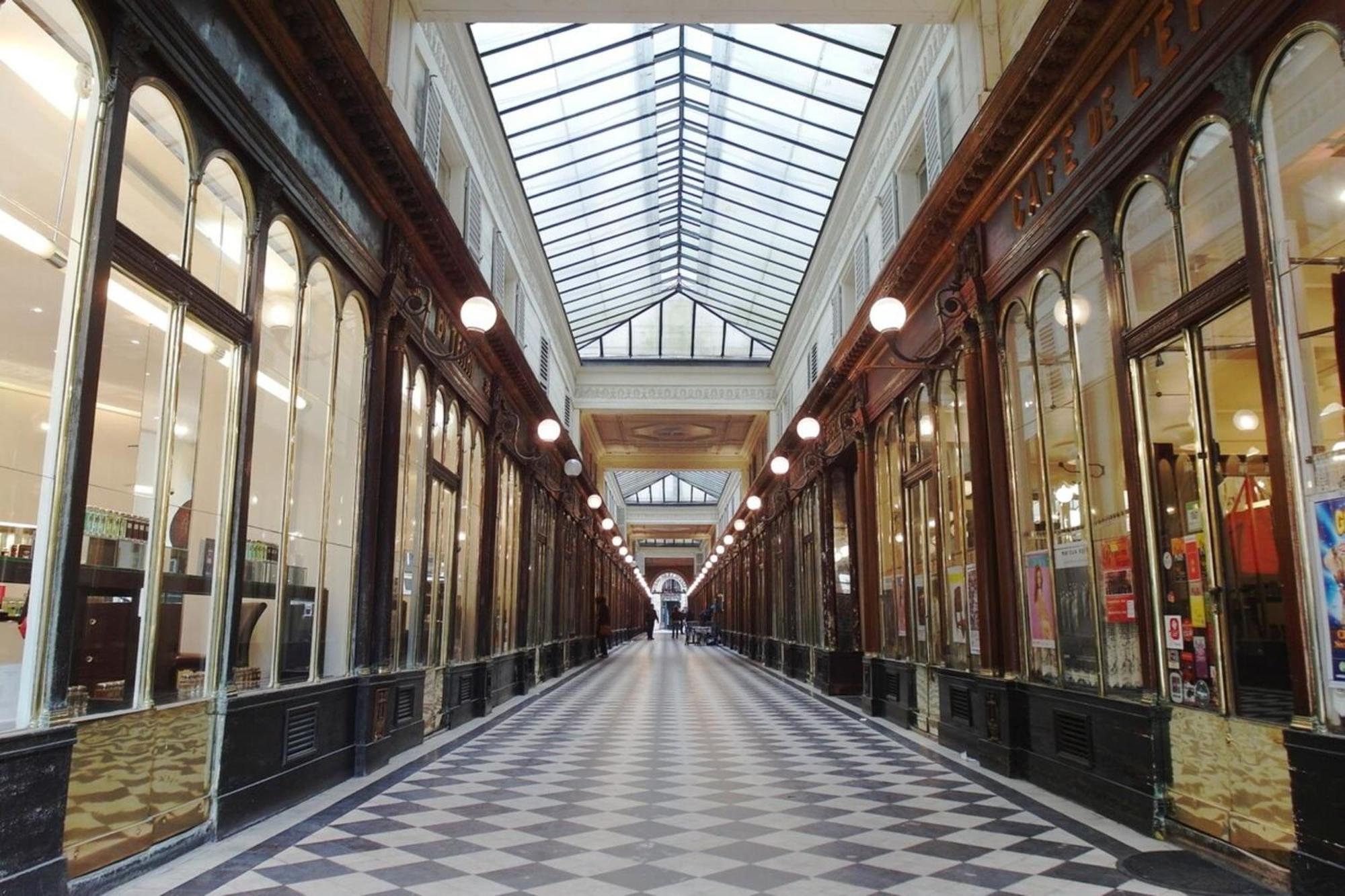 Louvre Parisian Duplex Appartement