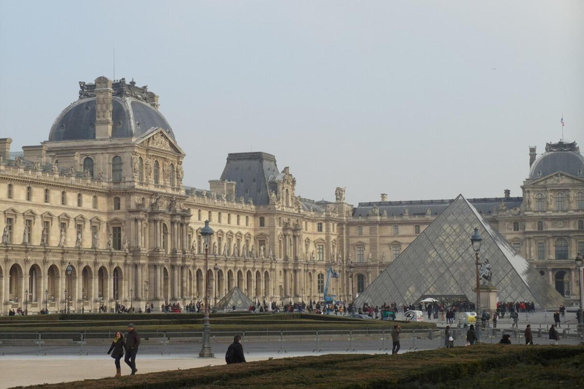 Appartement Louvre Parisian Duplex Parijs