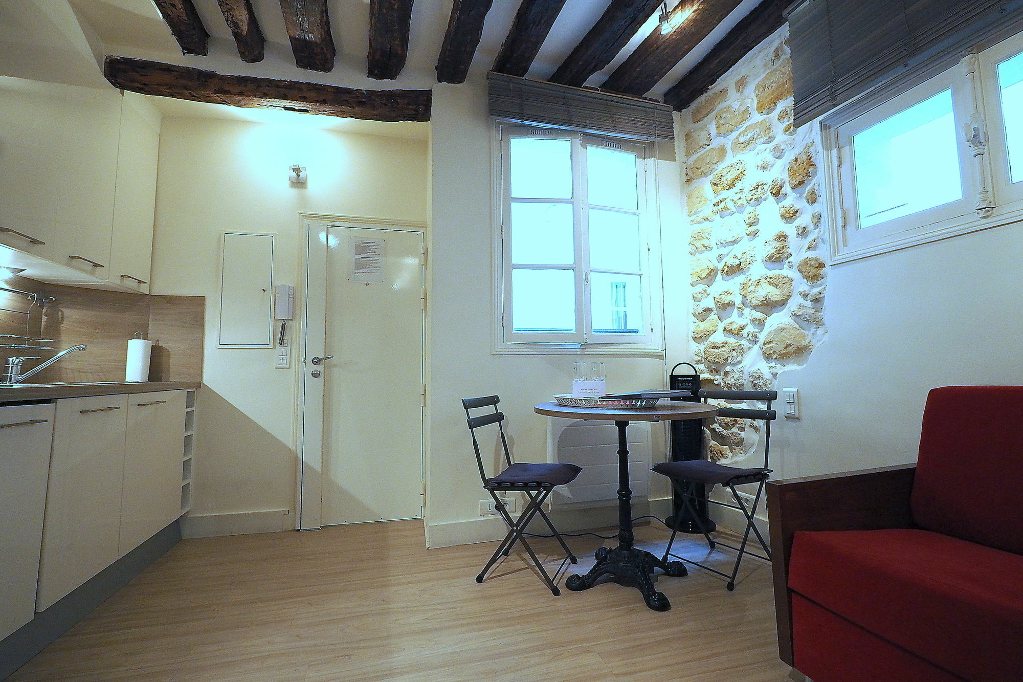 Louvre Parisian Duplex Appartement *